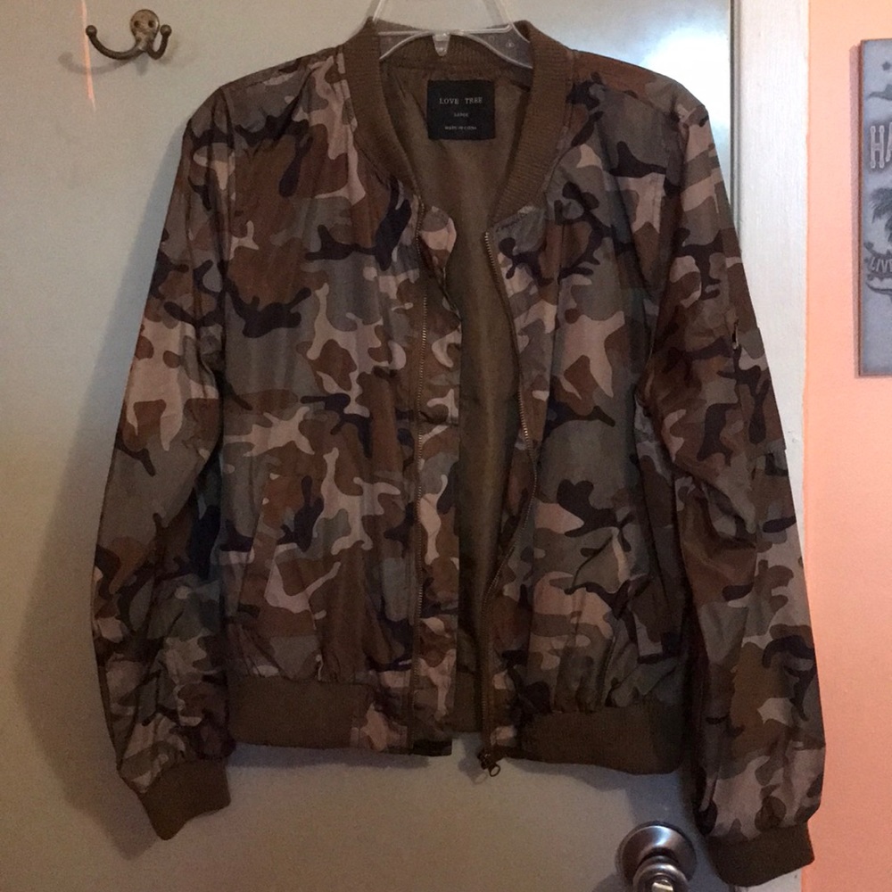 Bomber jacket